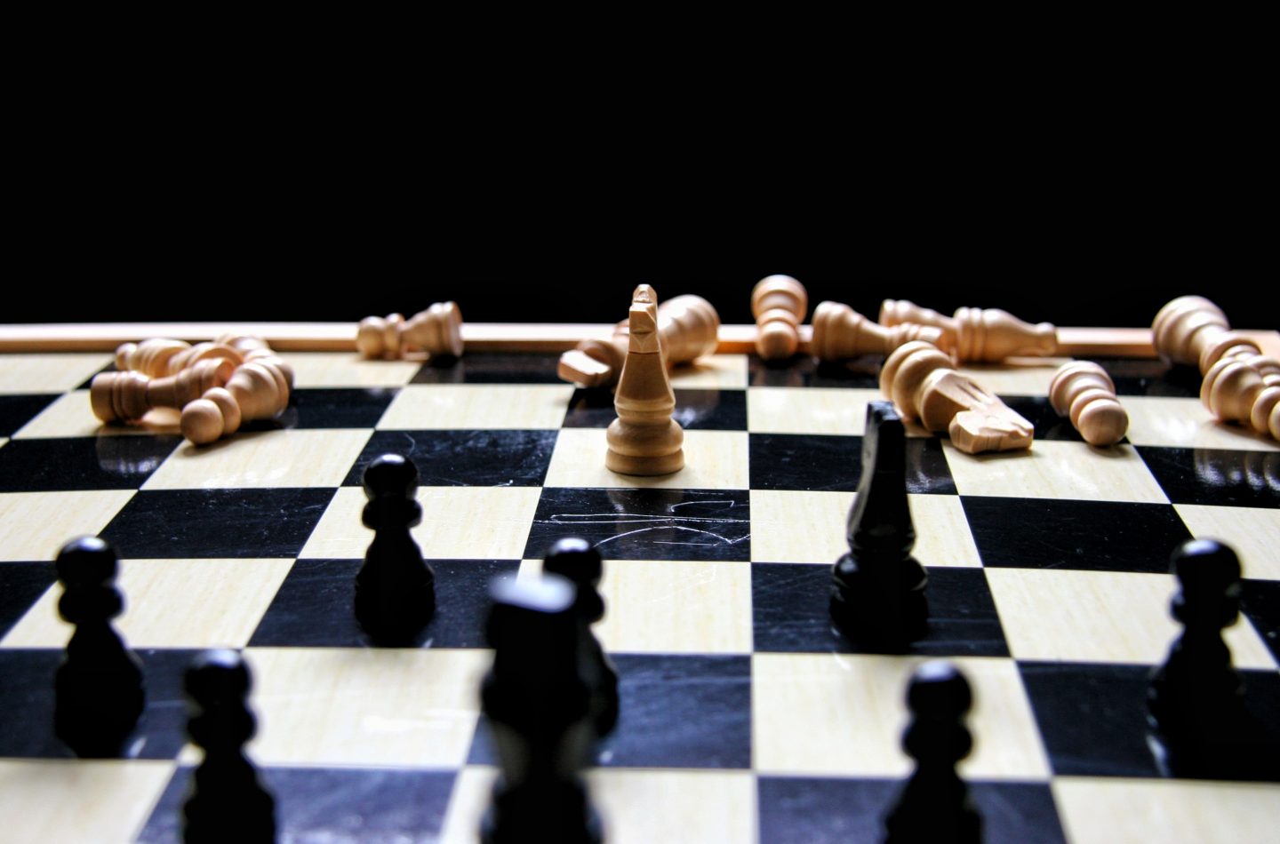 louis-hansel-7RtM37cLJ3c-unsplash